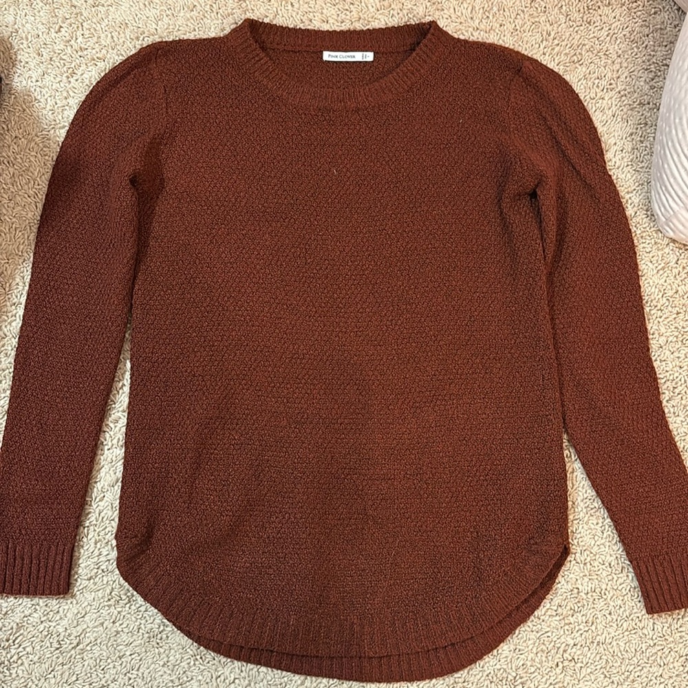 super cute fall sweater!